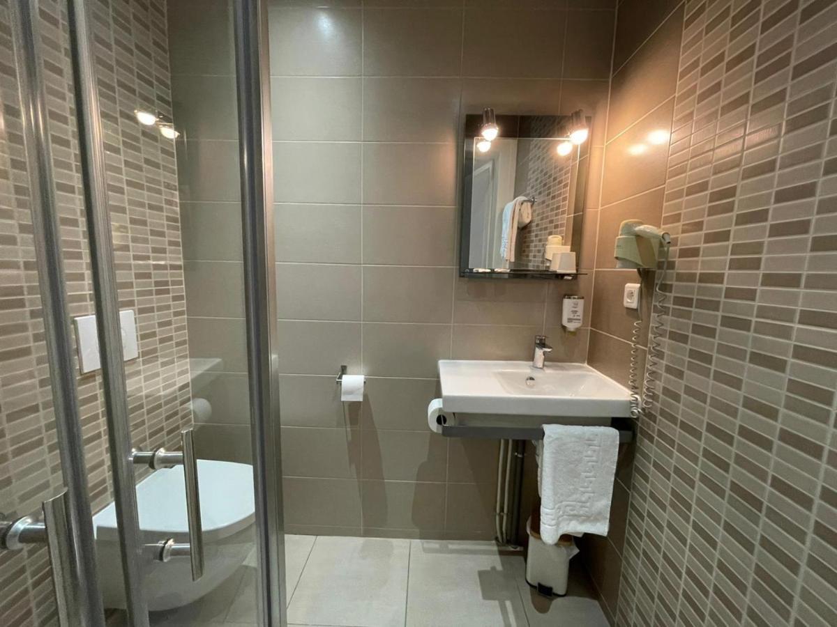 Royal Hôtel Angers Dış mekan fotoğraf